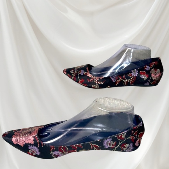 ✨ Charlotte Russe Ballet Flats Size @8.  Nice preowned condition. See photos - Picture 1 of 11